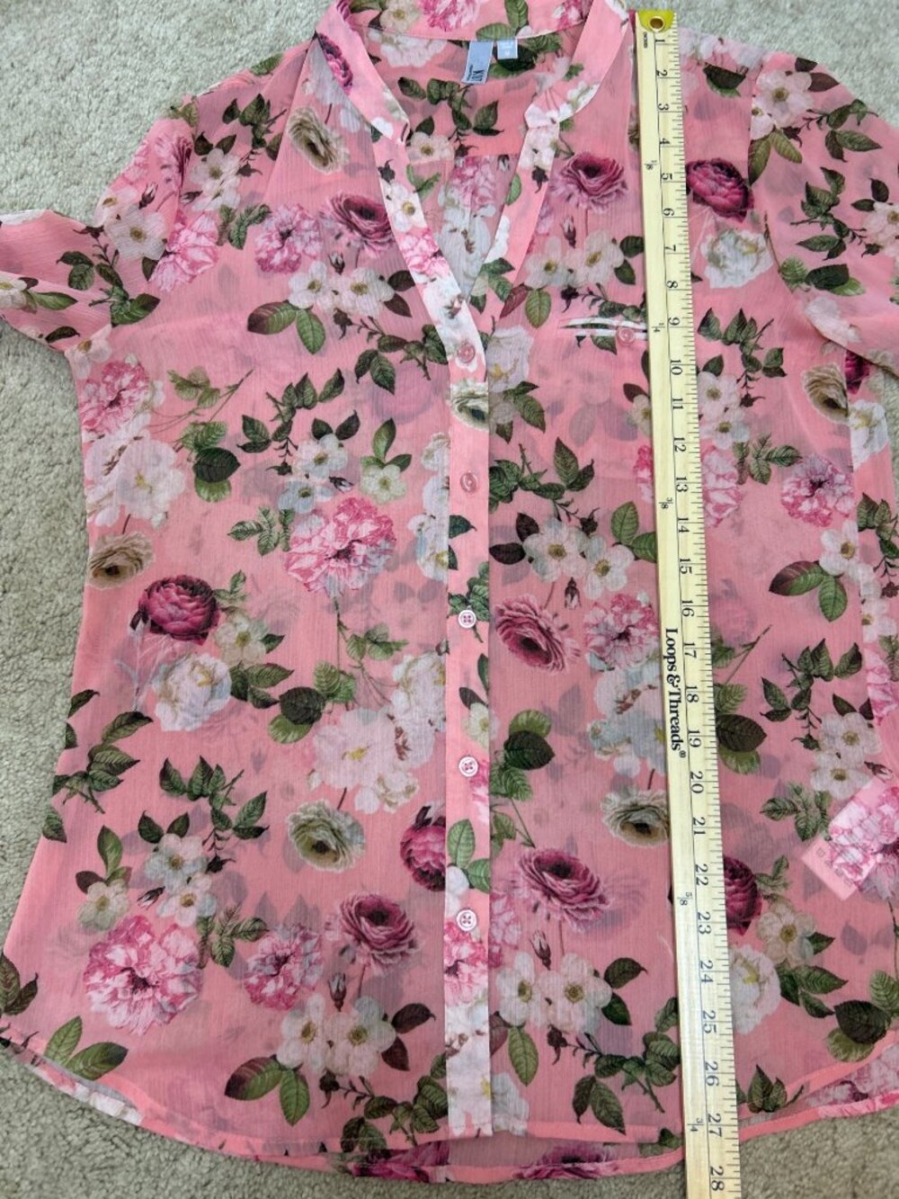 Kut from the Kloth Floral Button Up Blouse Sz M Pink Sheer Lightweight Romantic - Picture 14 of 14